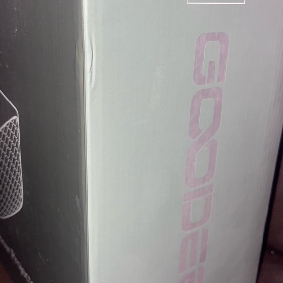 Goodee 1080 hp full projector - Picture 3 of 6